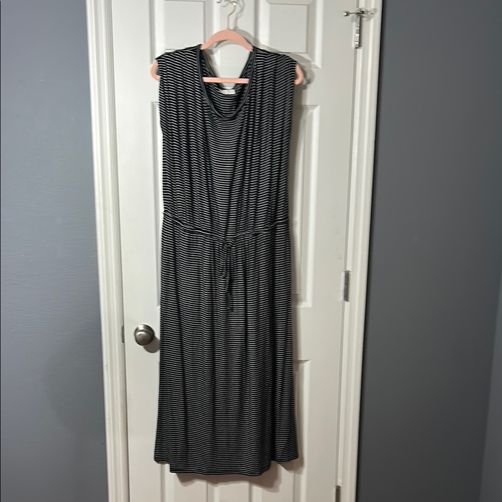 Maurices 24/7 Black and White Striped Maxi Sleeveless Dress With Pockets
